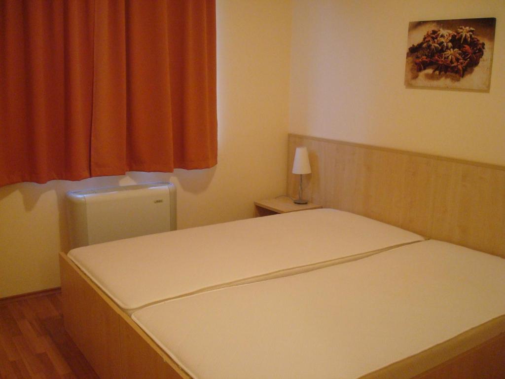 Carpe Diem Apartment Хайдусобосло Номер фото