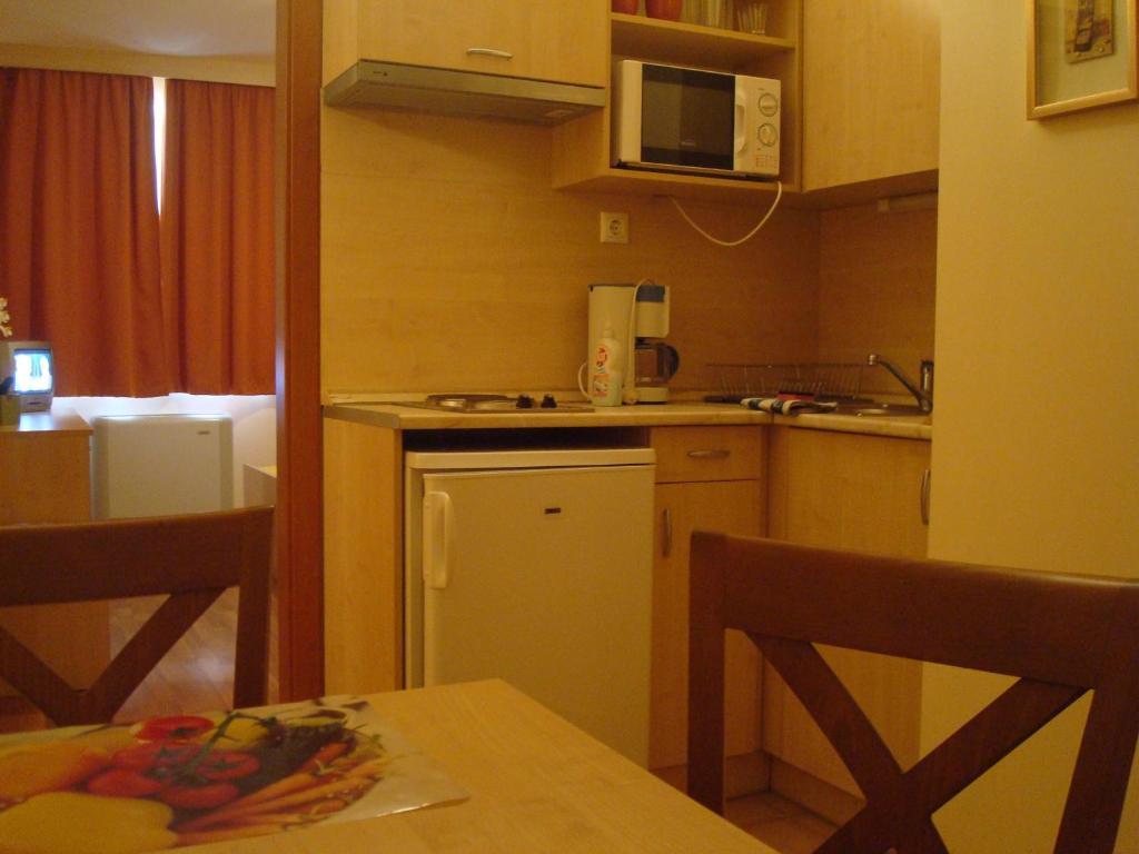 Carpe Diem Apartment Хайдусобосло Номер фото